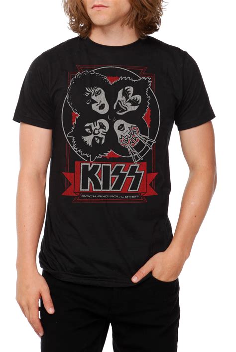 kiss t shirt hot topic